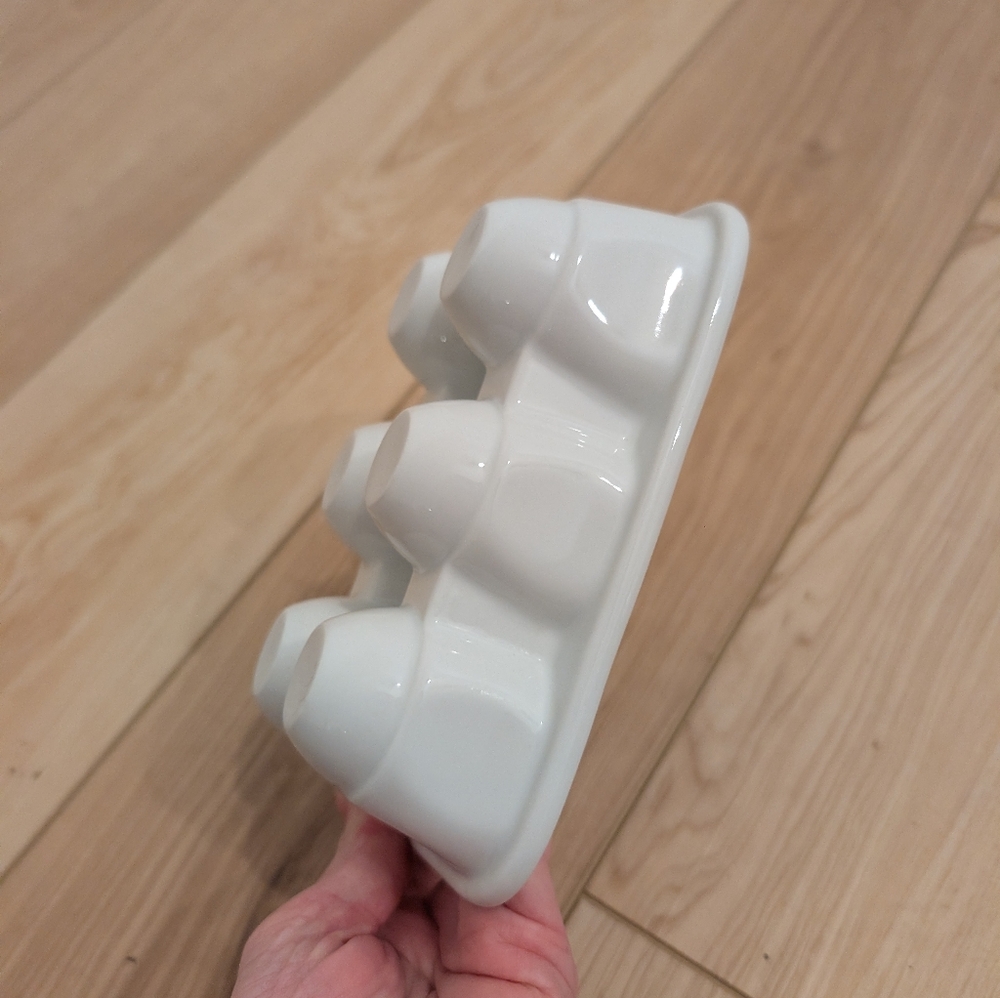 White Ceramic Egg Holder From Crate & Barrel - Picture 4 of 4
